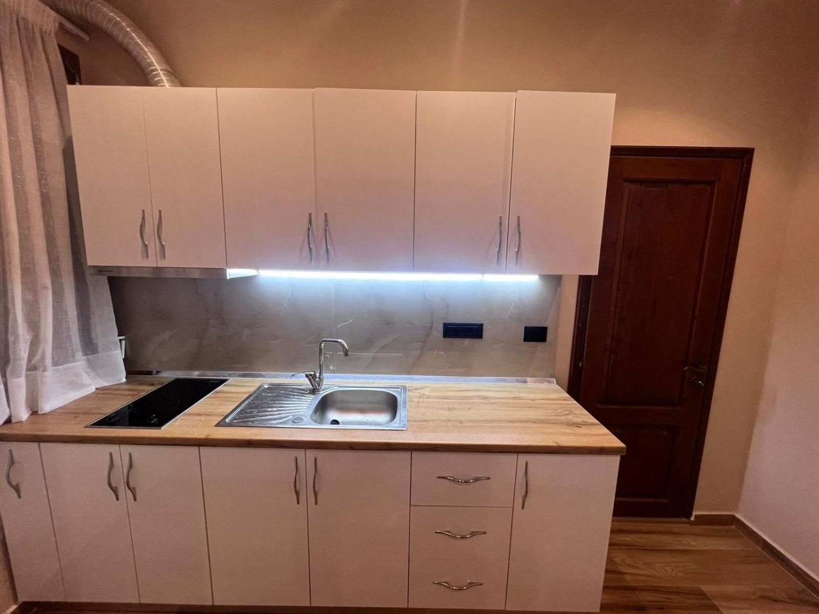 Vila Magis Vlorë Екстериор снимка