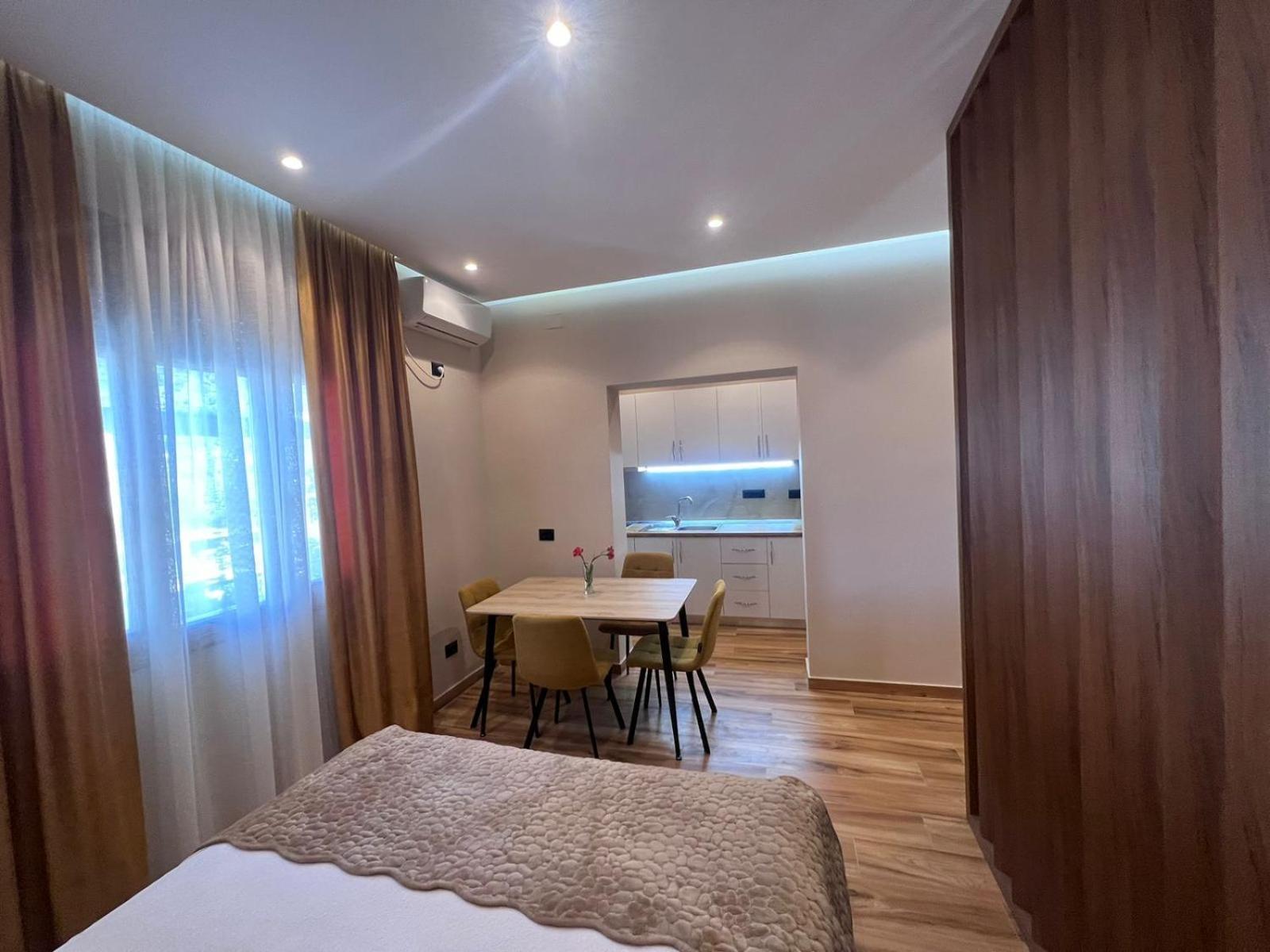 Vila Magis Vlorë Екстериор снимка