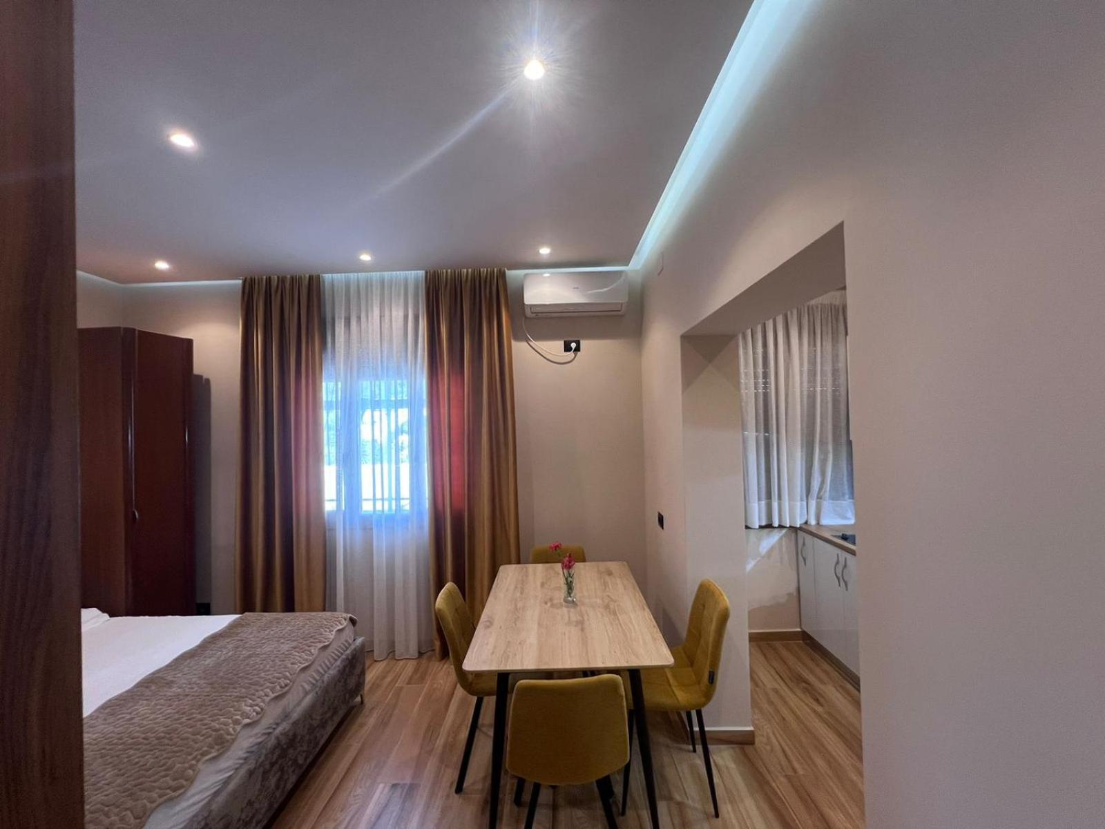 Vila Magis Vlorë Екстериор снимка