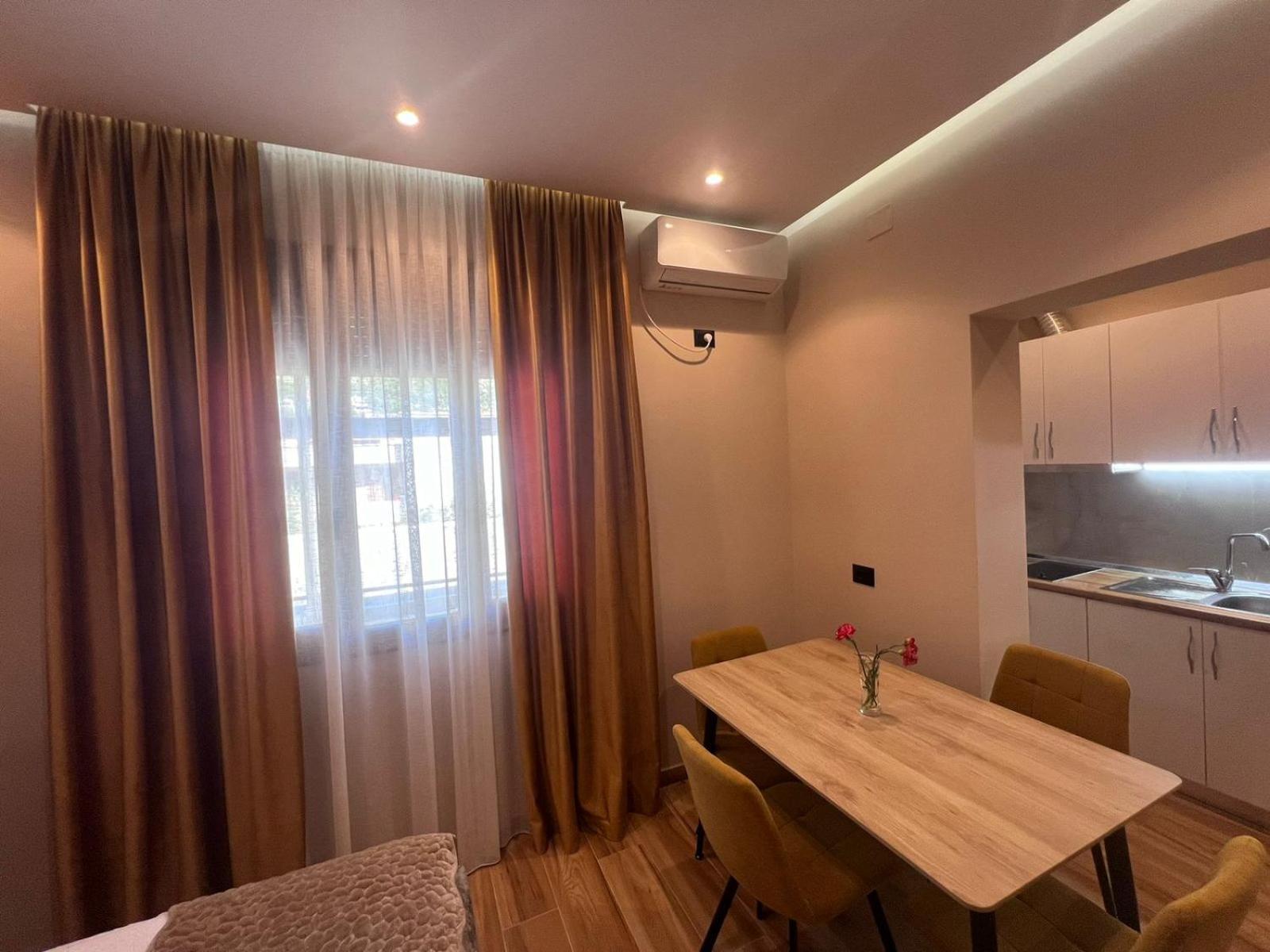 Vila Magis Vlorë Екстериор снимка