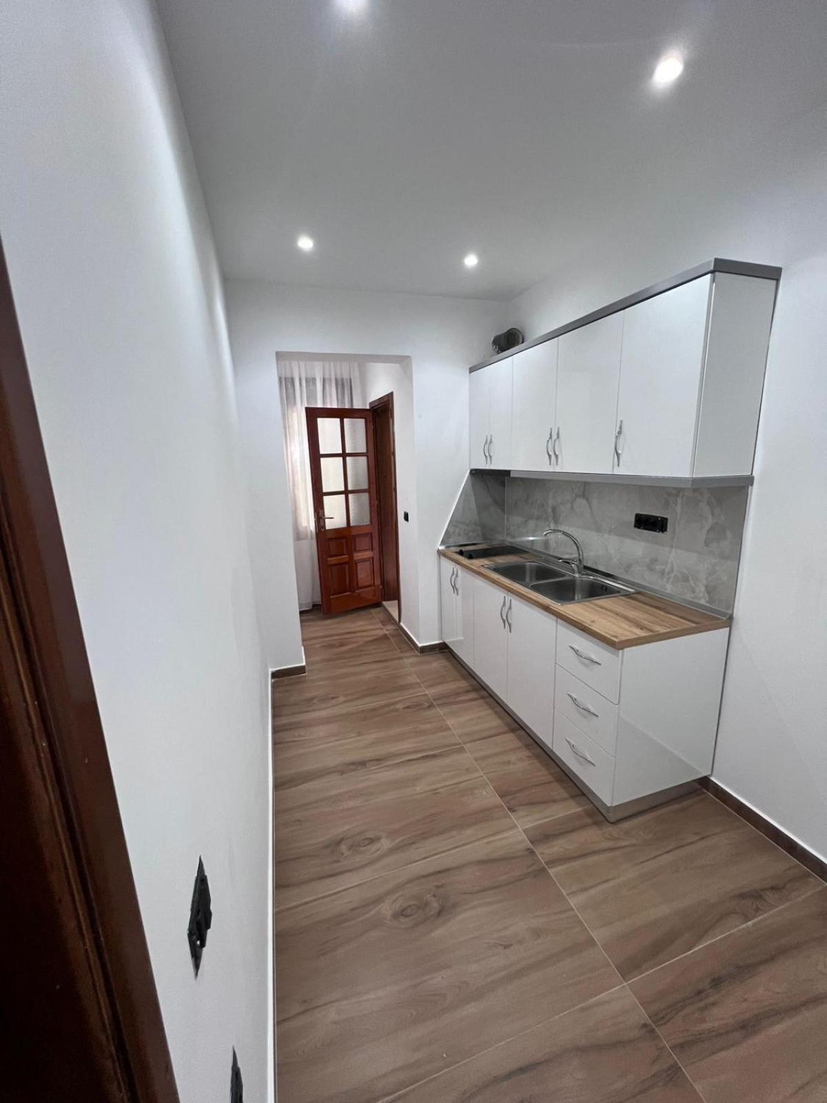 Vila Magis Vlorë Екстериор снимка