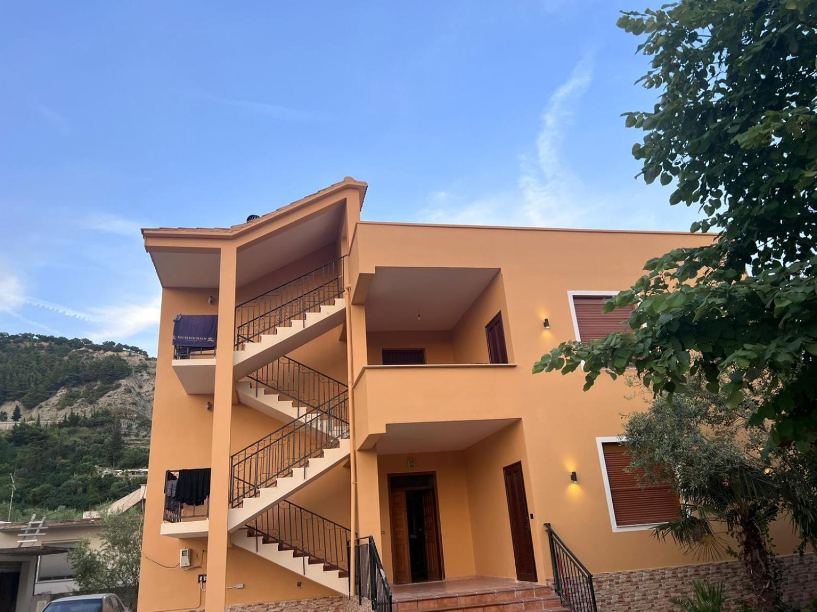 Vila Magis Vlorë Екстериор снимка
